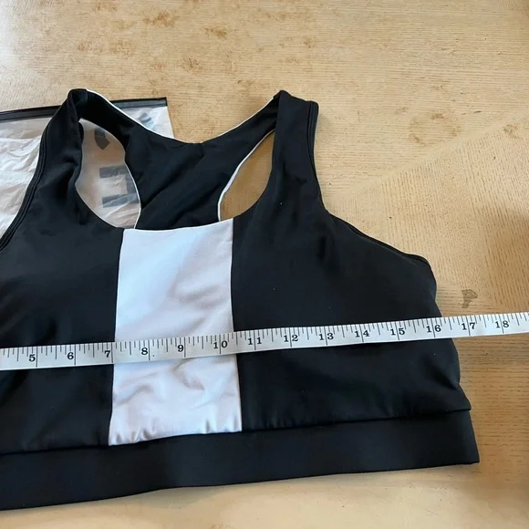 Shein sports bra medium coverage 1X new with bag - Picture 5 of 5